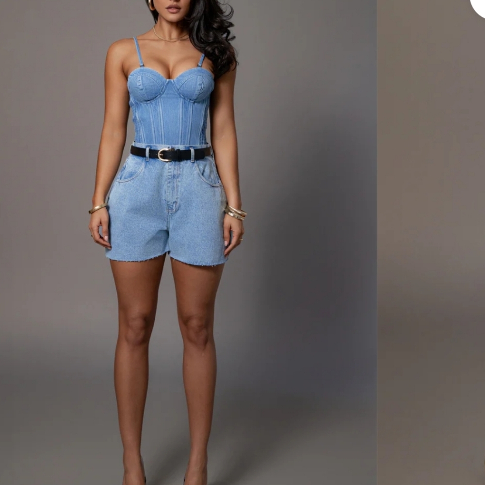 Jluxlabel medium Wash High Waist Jourdan Shorts